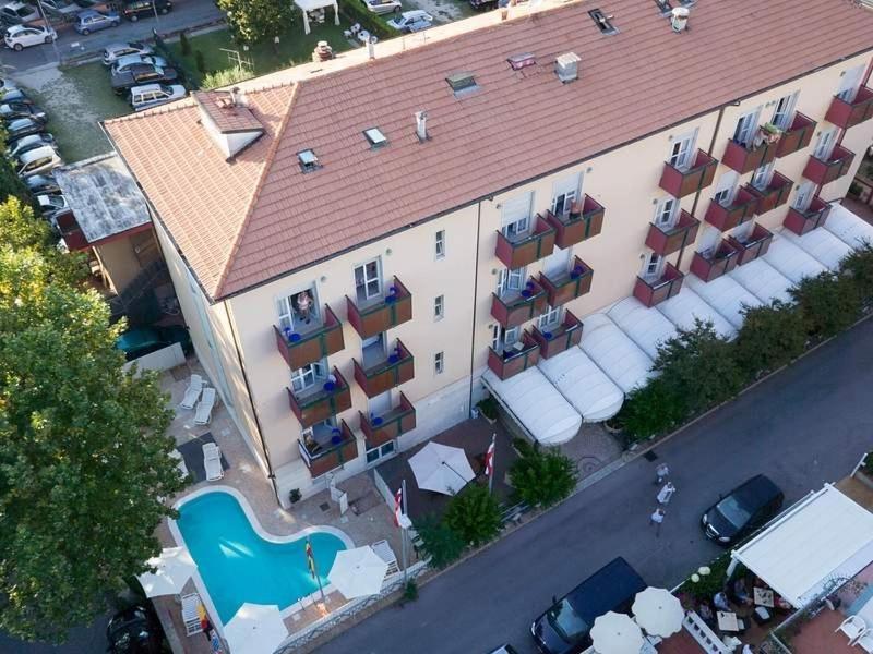 Aron Hotel Rimini Bagian luar foto